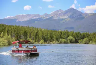 Boating on Lake Dillon