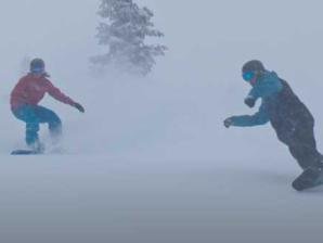 Snowbording in fresh powder at Monarch Mountain